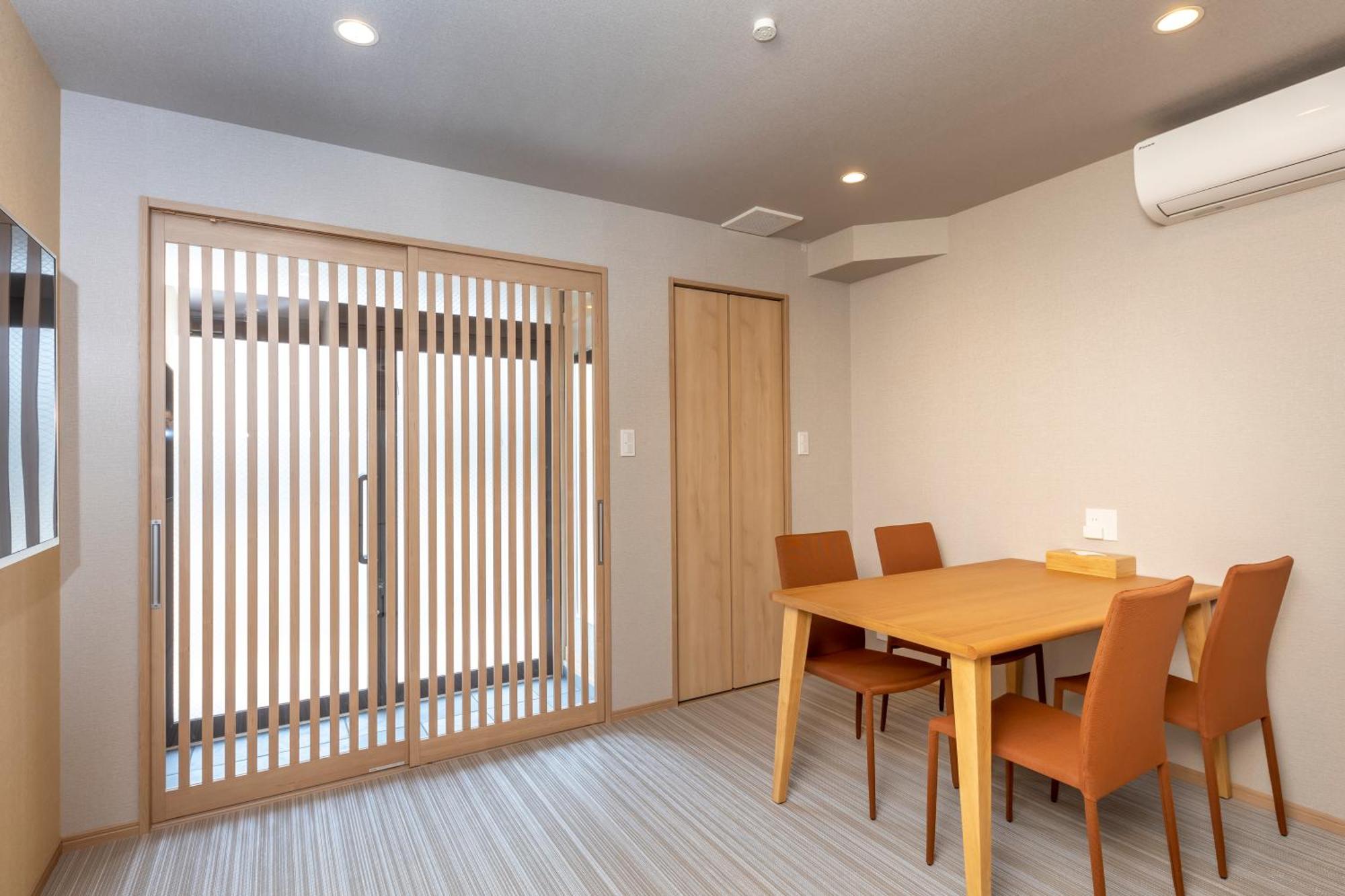 Отель Kyoto Takatsuji Rose Heights Экстерьер фото