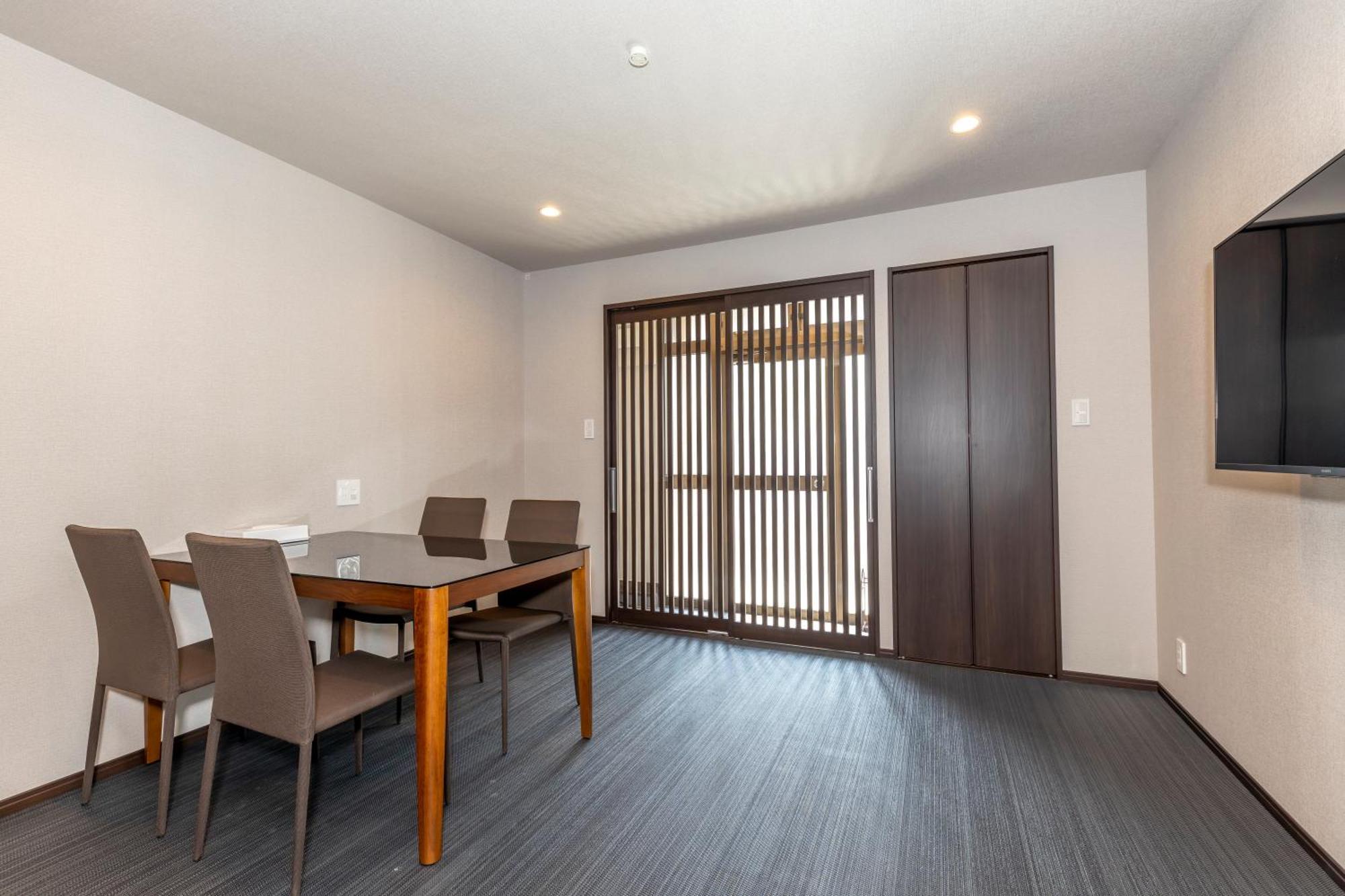 Отель Kyoto Takatsuji Rose Heights Экстерьер фото